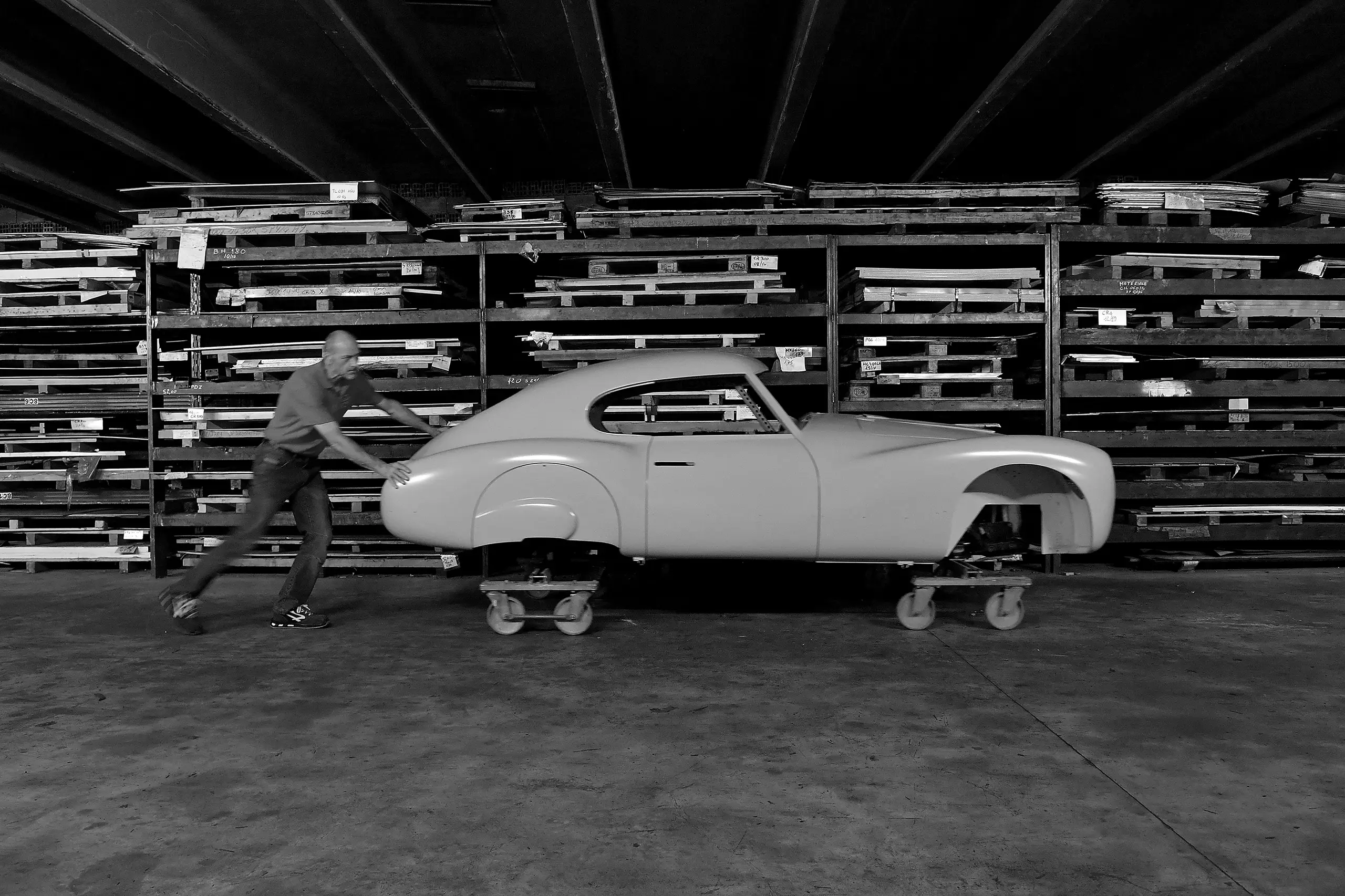 Mabert. Preparazione professionale alla verniciatura di auto d'epoca